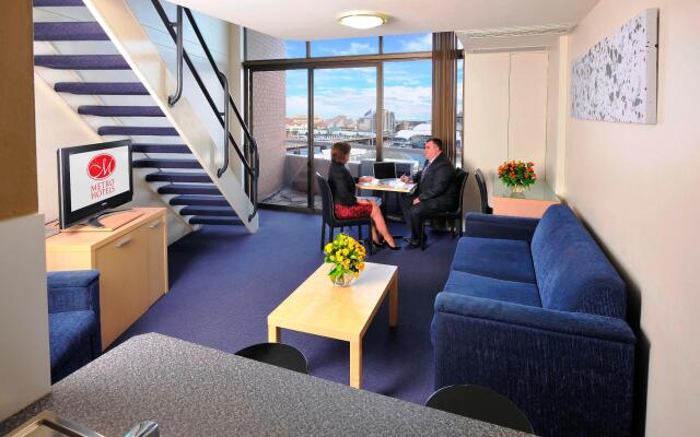 Metro Apartments on Darling Harbour - Sydney