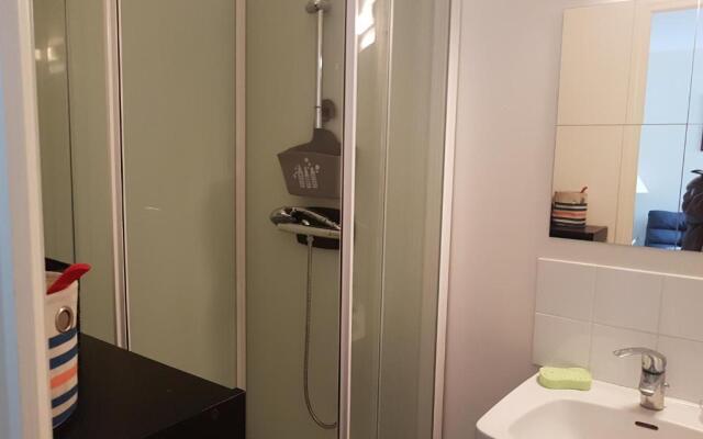 Les Gravelots (Adults Only)