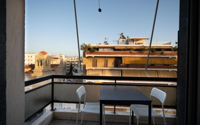 Dimotiko Theatro metro st. 1 bedroom 4 pers. flat