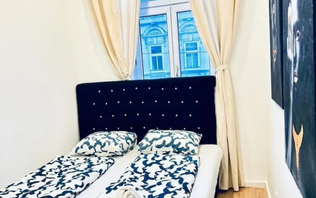 Spacious 3BR Near Kaufpark Alterlaa