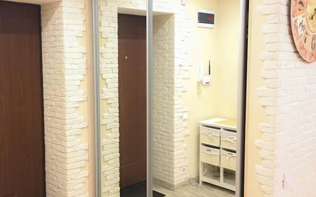 Studio Luxe on Victory Street in the city center