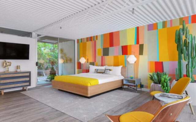 Limon Palm Springs
