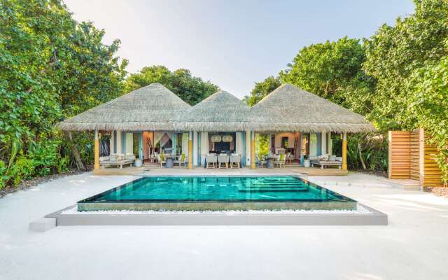 Vakkaru Maldives Hotel