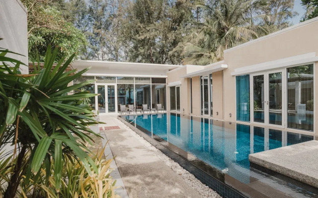 Splash Beach Villa Resort