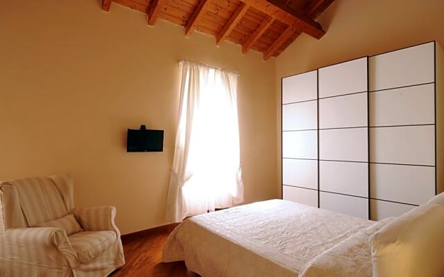 B&B Corallini