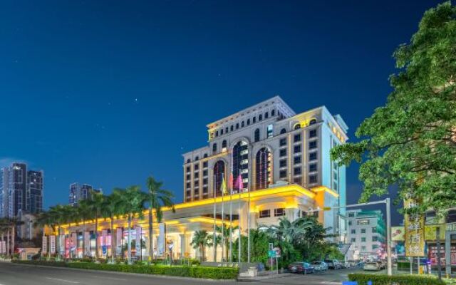 Royal Hotel