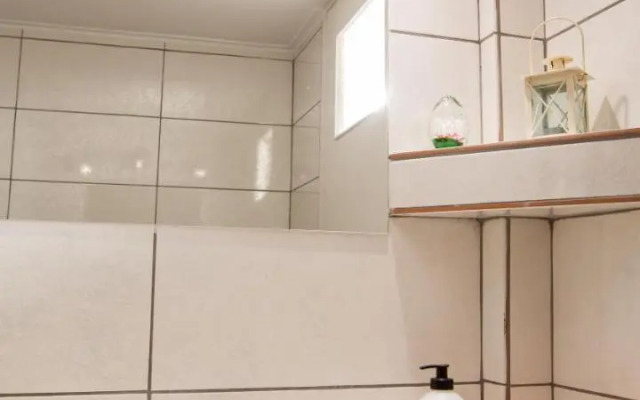 Petaluda Izabela B&B