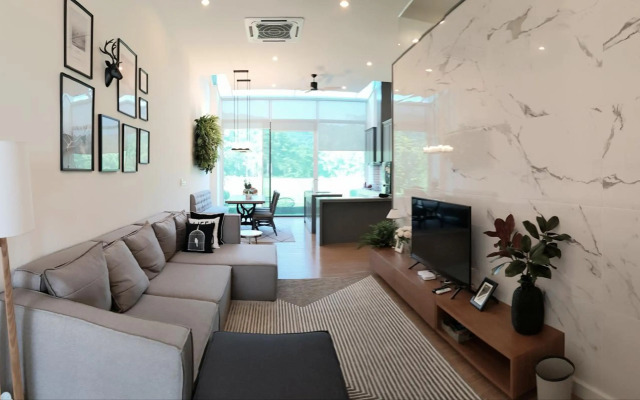 The Midst@ Royal hills Nakornayok