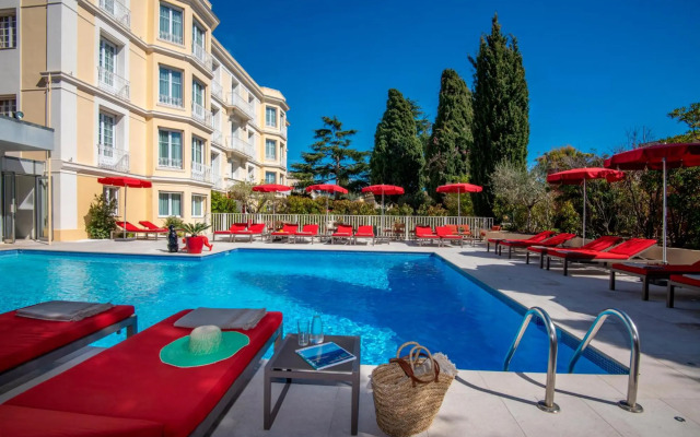 Hôtel Carlton