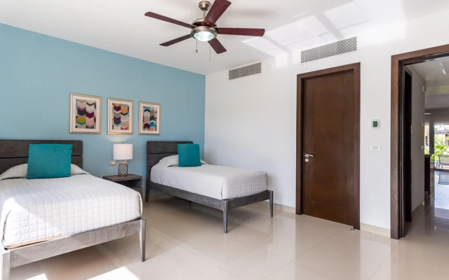 Z Casa Gardenia 2 Bedroom Condo by Redawning