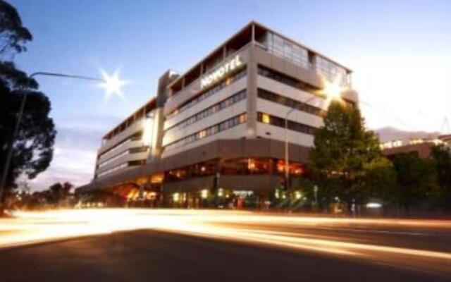 Novotel Canberra