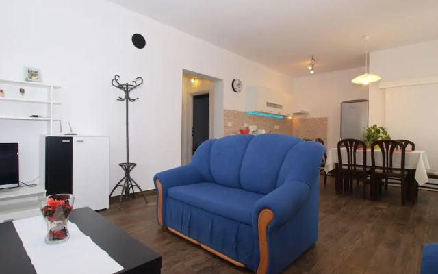 Apartment 1403