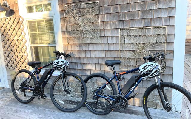 The Breeze Overlooking Minister s Pond