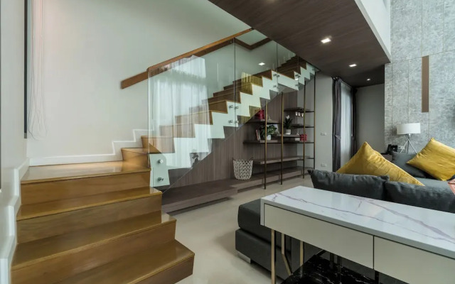 Panora Villa 8112 By Villacarte