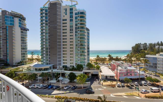 Mantra Twin Towns Resort