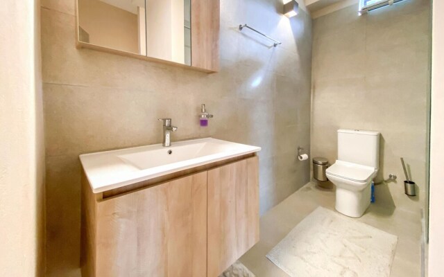 Beautiful Apartment in Chalkida With Wifi and 2 Bedrooms