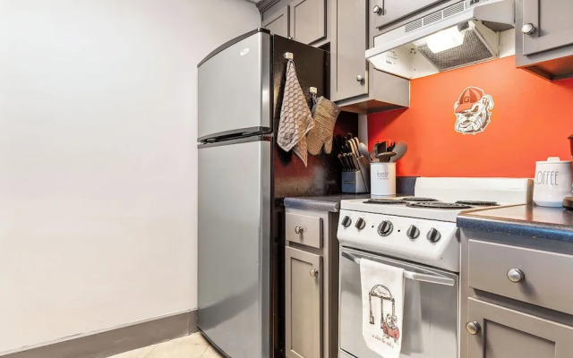 Home is Where the Arch is Across From Uga!