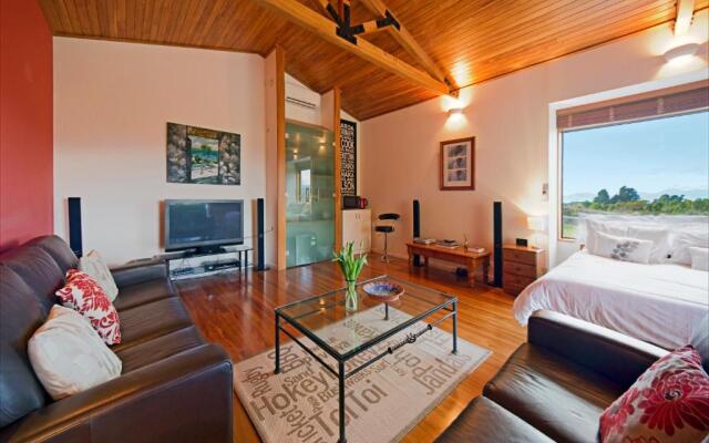 Mapua Hills Bed and Breakfast