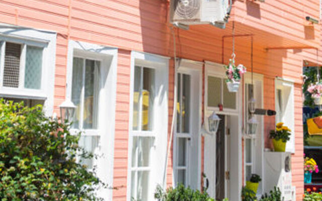 Kinaliada Nisi Pansiyon