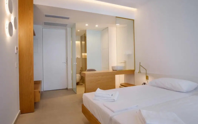 Phos Hotel Adults Only