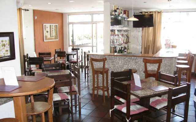 Ara Praia Hotel