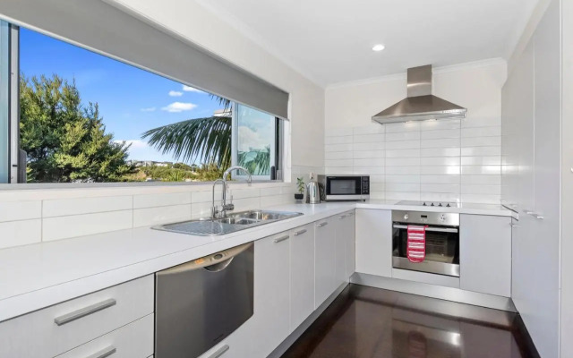 The Nautical Bach - Mangawhai Heads Holiday Home
