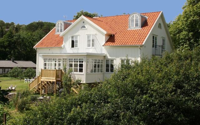 Villa Akvarellen Bed & Breakfast