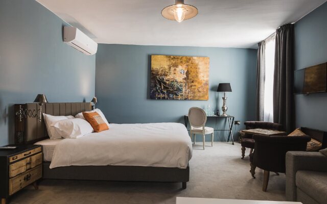 Talbot and Bons Boutique Bed & Breakfast
