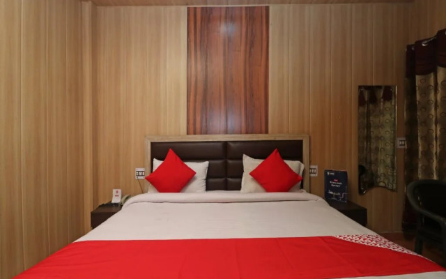 Hotel Kings by OYO