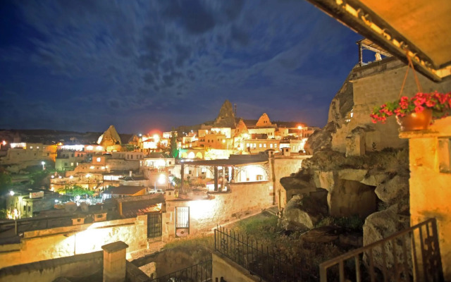 Tulip Cave Suites
