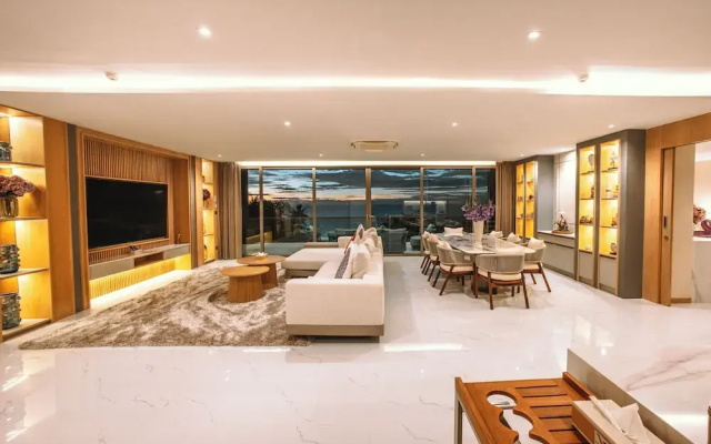 Luxtalay Khanom Hotel