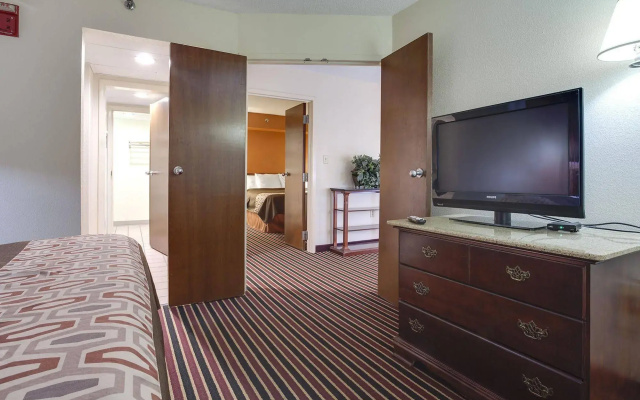 Mountain Vista Inn & Suites