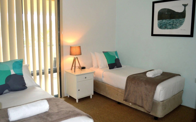 Outrigger Bay Apartments