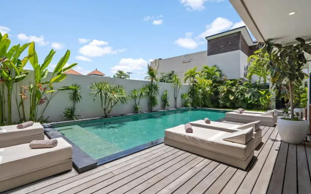 Abu Villa by Betterplace