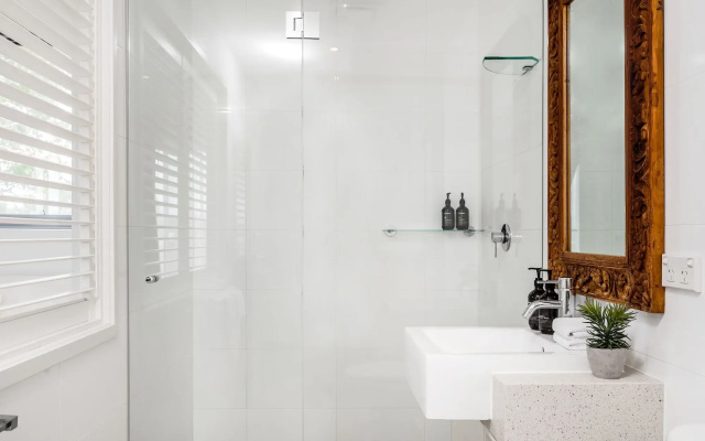 Отель The Sebel Byron Bay