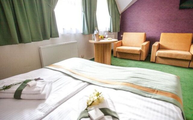 Wróblówka Hotel Restauracja