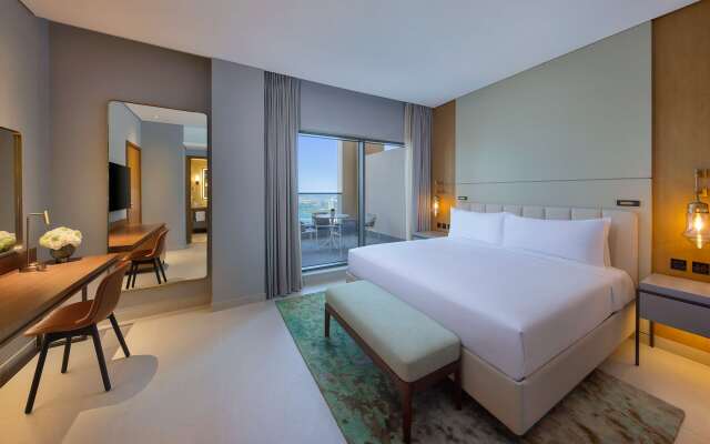 Doubletree By Hilton Sharjah Waterfront Hotel & Suites