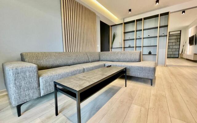 Luxury apartment, private parking,7