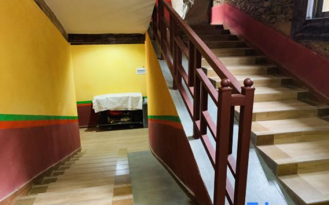 Guilan Xiaolu Hostel