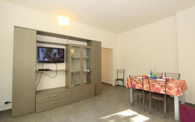 Apartment Pineta 11