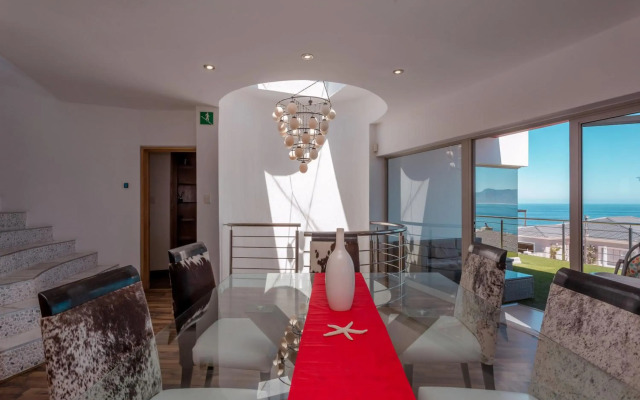 Sea Star Lodge