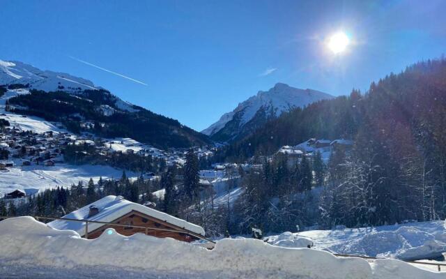 Appartement La Clusaz, 2 pièces, 4 personnes - FR-1-437-89