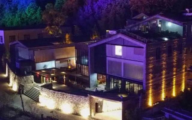 Shoudan Hotel