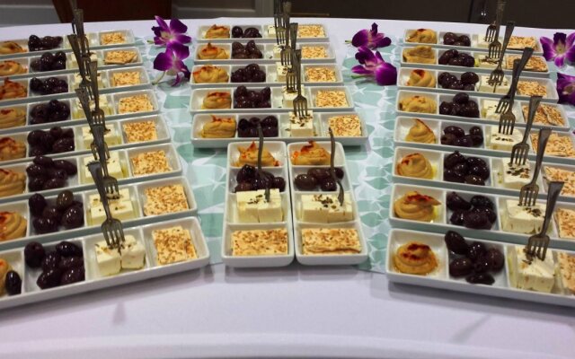 Holiday Inn Miami Beach - Oceanfront by IHG