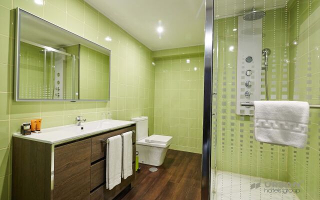Urban Hotel Amadeos
