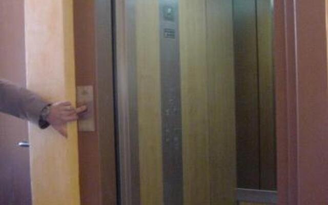 Hostal Toledano-Victoria