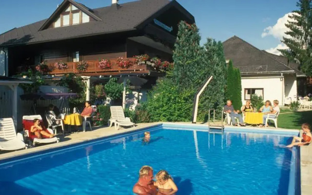 Ferienwohnungen Presslauer Mori - Haus Irmgard