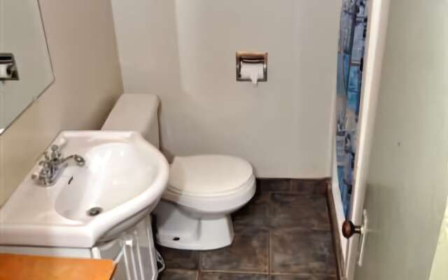 Alton Lodges