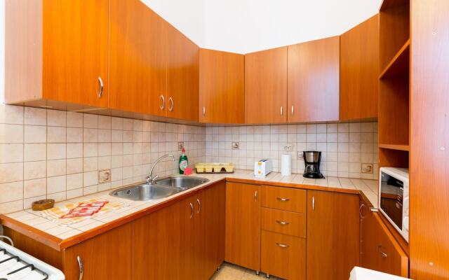 Budapest Apart-NAM-Queen Room
