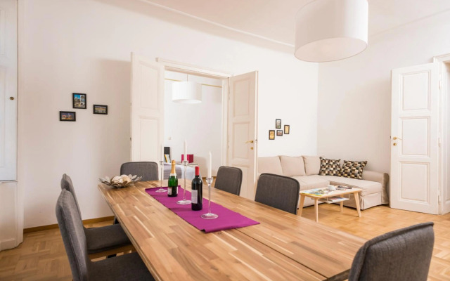 De Luxe Suite Staatsoper by ichbucheAT